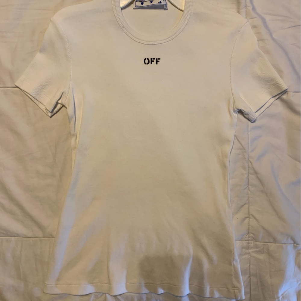 Off White fitted logo t